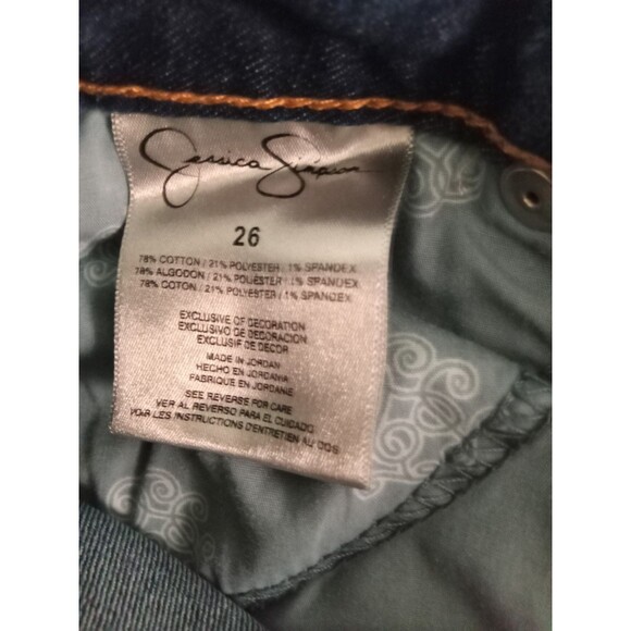 Jessica Simpson Short Size 26  Distressed Cut-Off Denim Bermuda Short Pockets - Picture 2 of 3